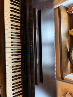 Yamaha digitalni piano- Clavinova clp 470 - 7