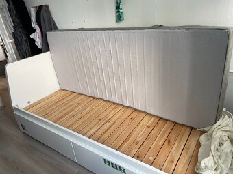 IKEA rozkládací postel FLEKKE + kvalitní matrace 80 x 200 cm - 7