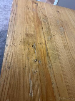 Dřevěný dětský stůl - 7