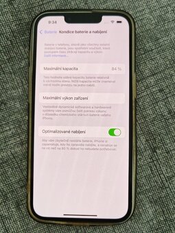 iPhone 13 Pro 128 GB v bílé barvě - 7