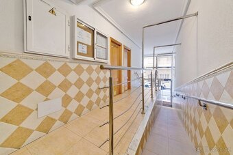 Krásný zařízený apartmán 3+kk (43 m²)s balkonem - 7
