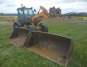 6t nakladač Case 321F vidle + 2lopaty (TP) - 7