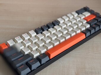 K68 Mechanická klávesnice bezdrátová, RED-switch - 7