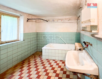 Prodej rodinného domu, 300 m², Hráz - 7