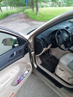 Škoda Octavia ll 2.0.Tdi - 7