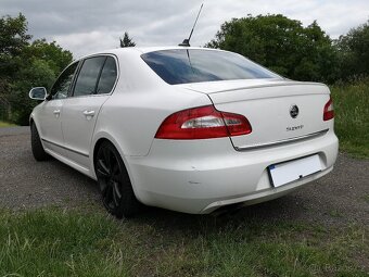 ŠKODA SUPERB 2.0TDi 125KW DSG SERVIS VÝBAVA - 7