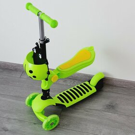 Koloběžka se sedátkem a led svítícími kolečky - nové - 7