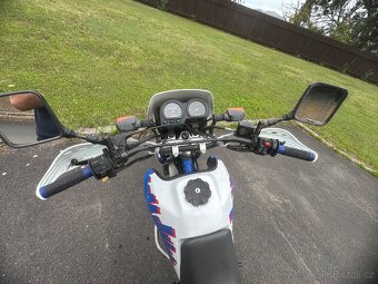 Suzuki DR 650R - 7