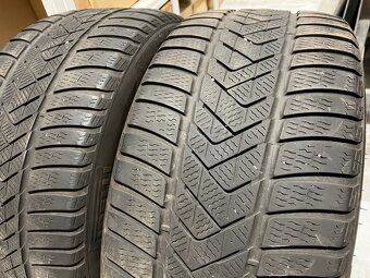 PIRELLI Winter Sottozero 3 275/40 R18 - 7