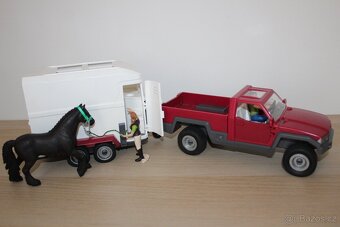 Přepravník na koně Schleich - 7