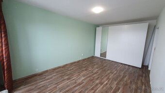 Pronájem bytu 1+1 37,5 m2 s velkou loggií+sklep; OV-Poruba - 7