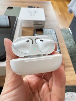 Iphone 11, 64 gb+ Airpods 1.generace - 7