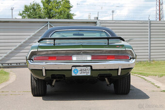 1970 Dodge Challenger R/T SE 383 V8, manuál - 7