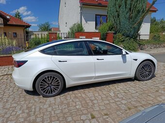 Tesla Model 3 Std Range Plus - 7