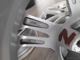 Peugeot / Citroën alu kola 17" - 7