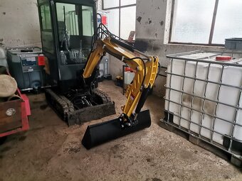 Minibagr 1t KK10 - 7