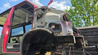 VW T4 1,9 td 50kW - karoserie s doklady r.v.2001 - 7