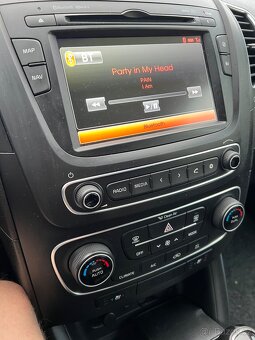 Kia Sorento 2.0CRDi KAMERA TAŽNÉ 7MÍST SERVISKA - 7