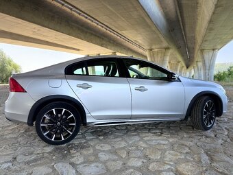 Volvo S60 D4 AWD Cross Country (5-válec) - 7