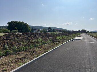 Stavební pozemek na prodej v obci Lipůvka - 7