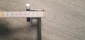 Otočný věšák na ručníky - 2 tyče - 7