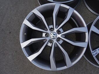 Alu disky Audi Q7, Touareg 20", 5x112, ET 22, šíře 9J - 7