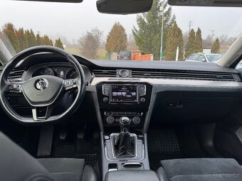 VW Passat B8 Variant Highline alcantara Full Led - 7