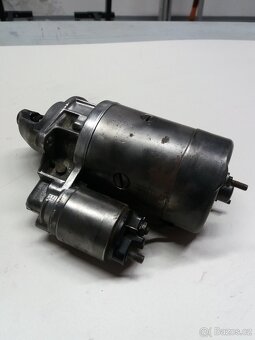 BMW E21 E10 E12 - M10 - Náhradní Díly 2 - 7