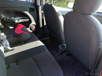 Mitsubishi Space Star - 7