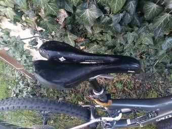 Horské kolo SPECIALIZED 26". - 7
