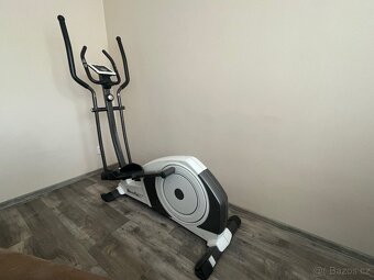 ELIPTICKÝ TRENAŽÉR HOUSEFIT - 7