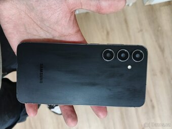 Samsung S24 +    (  512/12 ) VYMĚNÍM - 7