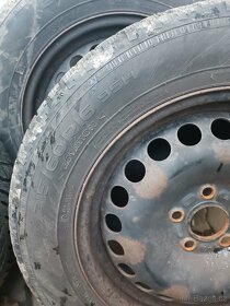 Zimní pneu/gumy/kola 215/60R 16 - 7