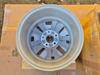 alu disk 7,5Jx16 IS37 BMW řady 3 - 7