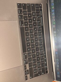 Macbook 8000GB i9 SK - 7