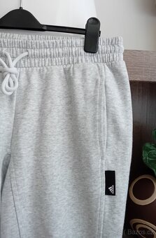 Adidas dámské tepláky vel. M Rezervace - 7