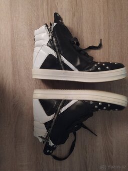 Pánské, stylové high top boty s nýty - Velikost 44 - 7