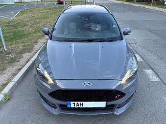 Ford Focus ST combi 184 kW - 7