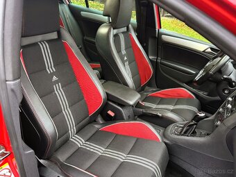 Volkswagen GOLF 6 GTI - 7
