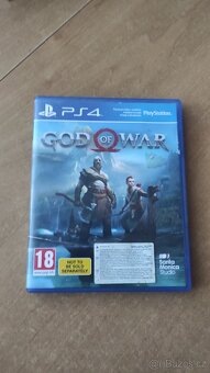 PlayStation 4 (PS4) - 7