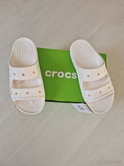 Bílé žabky, pantofle Crocs vel 39 - 7