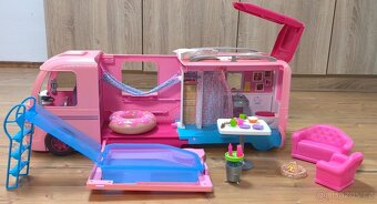 Barbie karavan - 7