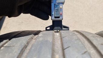 Letní pneu 255/35/19 Michelin - 7