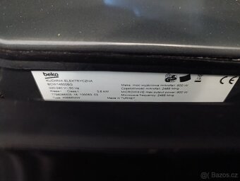 Vestavná trouba Beko BCW 14500 BG
- 7