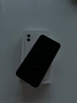 iPhone 11 64GB 73% baterka 5 krytu zdarma k tomu - 7