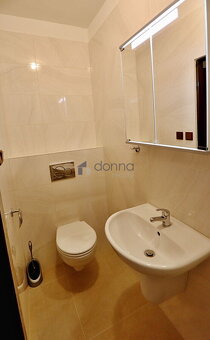Pronájem rodinného domu 5+1, 220m2, Praha 4 - Chodov, ul. Kl - 7