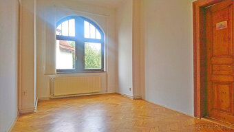 Pronájem 4+1, 125m2(zahr.)(Staré Město, nám. Štefánikovo) - 7