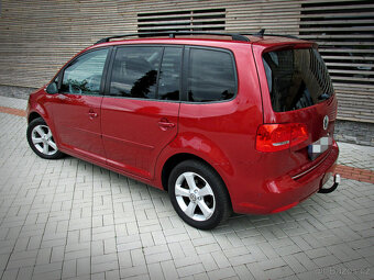 HEZKÝ VW TOURAN 2.0TDI - 103 KW - 7
