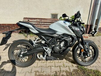 Honda cb 125r - 7