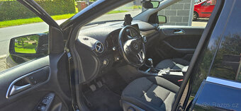 Mercedes-Benz B180, r.v. 2012, nájezd 167000km - 7